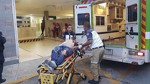 El herido dijo llamarse Reynaldo P., de 23 años de edad, el cual sufrió tres lesiones de proyectil de arma de fuego en el cuerpo (Foto: RED 113)