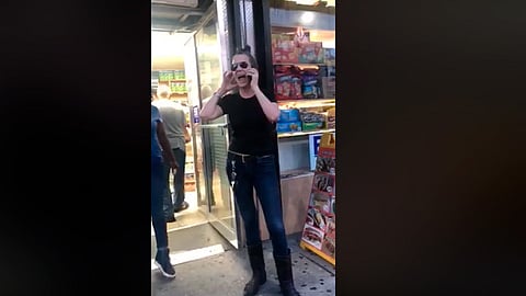 El menor y su hermana se asustaron por la actitud de la mujer (Foto: Captura de video)