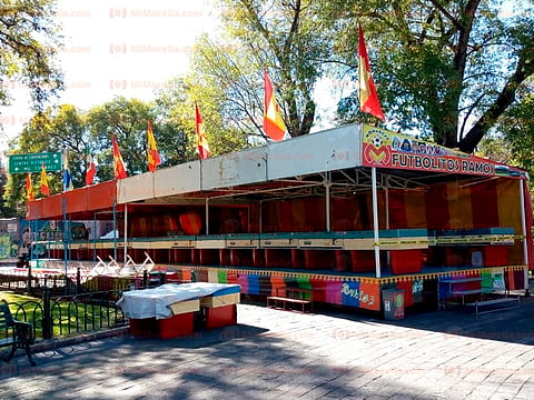 Inicia instalación de futbolitos y juegos mecánicos de Fiestas Guadalupanas