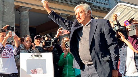 El primer día de la consulta ciudadana terminó sin altercados (Foto: @lopezobrador_)