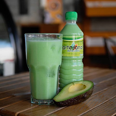 ¿Ya probaste el agua de aguacate hecha en Morelia?