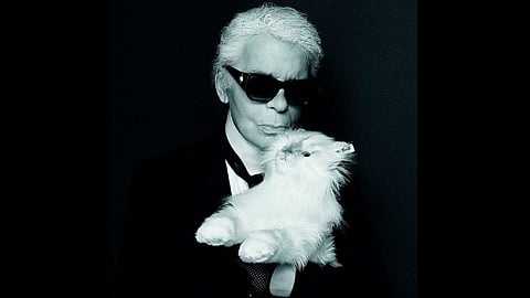 El histórico Lagerfeld comentó en entrevistas que su adorada gatita era heredera de su propia pequeña fortuna (Foto: karllagerfeld)
