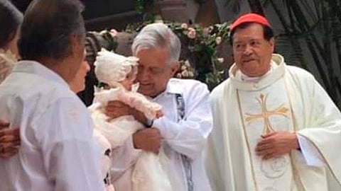 La hija del empresario Miguel Rincón ahora es ahijada de López Obrador (Foto: @conchisbb)