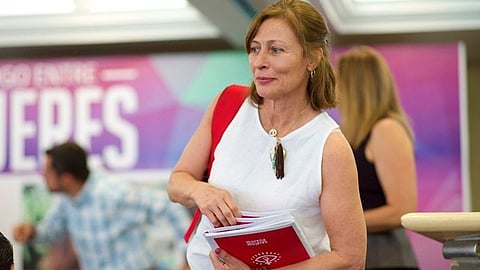 La diputada pagará una parte de los viáticos (Foto: @tatclouthier)