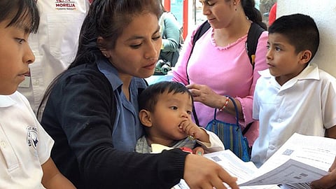 El programa será disponible para madres solteras, viudas, divorciadas, separadas o con esposo migrante, con hijos menores de 18 años o alguna discapacidad (Foto Cortesía)