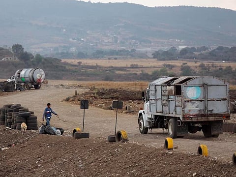 La guerra por la basura: acusan a Veolia de obtener millonarias ganancias irregulares