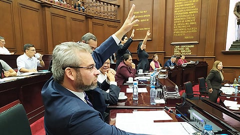 El diputado presentará una iniciativa con el propósito de implementar un sistema digital de registro de asistencia (Foto Cortesía)