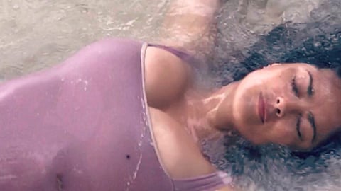 A sus 53 años, la actriz presumió cuerpazo (Foto: Instagram Salma Hayek)