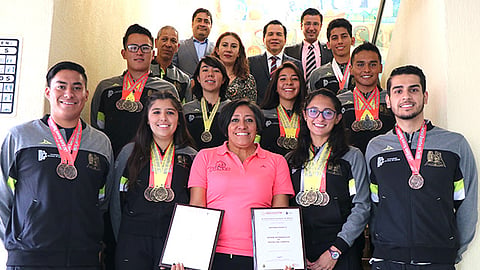 Estudiantes y entrenadores fueron felicitados por autoridades del ITM donde se ratificó el compromiso con la promoción cultural de la institución (Foto Cortesía) 