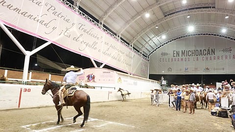 La euforia de la fiesta charra continúa en el Pabellón Don Vasco (Foto: Cortesía)