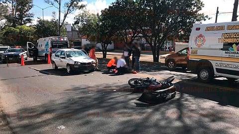 El motociclista fue atendido por paramédicos 
(Foto: RED 113)