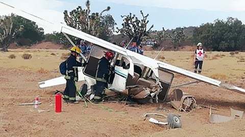 Mauricio Delmar Saavedra informó por medio de sus redes sociales que una aeronave se desplomó en suelo de Pachuca (Foto: @Mauricio_Delmar)