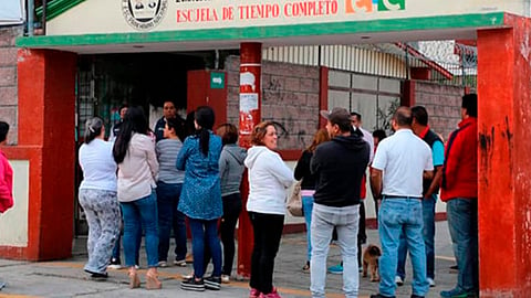Los docentes tienen la obligación de solicitar copias de las identificaciones para que el director o los profesores reconozcan a los responsables del menor  (Foto: Cortesía)