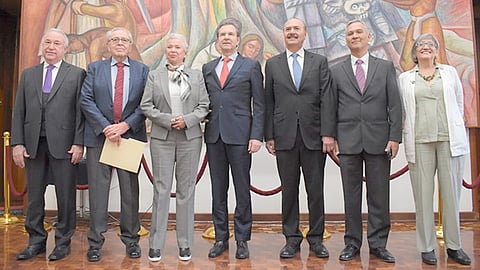 Se garantiza el derecho a la salud universal y de calidad, así como la nutrición correcta de niñas, niños y adolescentes: Jorge Alcocer Varela (Foto Cortesía) 