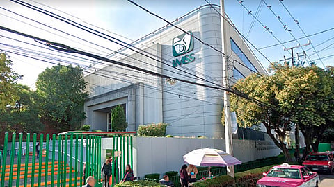 Rosales Coria, pormenorizó que, en los siete hospitales del IMSS Bienestar situados en Villamar, Huetamo, Paracho, Buenavista Tomatlán, Tuxpan, Coalcomán y Ario de Rosales, también existen triages respiratorios "para separar a los pacientes (Foto Google maps)