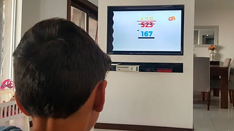 Las autoridades educativas comenzarán a informar a los maestros sobre la nueva determinación del gobierno estatal (Foto: cambio.gob.mx)