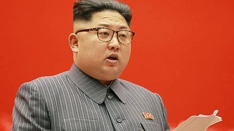 Después de tres semanas, Jung-un aparece en público (Foto: @RealKimJongUn)
