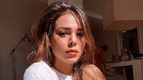 Danna Paola no tiene un abdomen plano como el que presume en Instagram (Foto Facebook: Danna Paola)