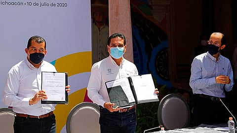Firma gobernador convenio con Banobras y municipios para creación del primer Centro Intermunicipal de Recolección de Residuos Sólidos Urbanos (Foto Cortesía) 
