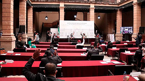 Los legisladores dejaron a salvo los derechos de los demandantes para que interpongan, si así lo consideran para sus fines y ante otra instancia (Foto Cortesía) 