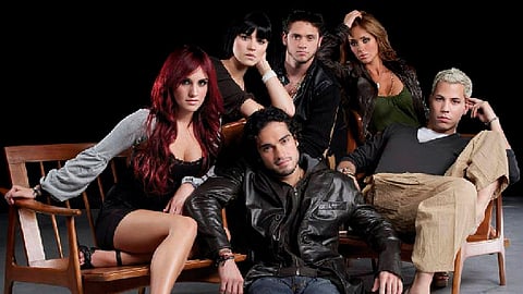 Anahí, Alfonso Herrera, Christopher Uckermann, Dulce María y Christian Chávez se convirtieron en ídolos de Victoria (Foto Facebook: RBD)