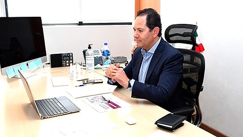 El funcionario celebró que se haya autorizado al presidente municipal, Miguel Ángel Paredes Melgoza, firmar el convenio de coordinación con el Gobierno del Estado (Foto Cortesía) 