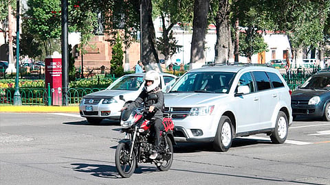 El objetivo es otorgar descuentos en adeudos por Derechos de Servicios de Registro y Control Vehicular de Transporte Particular (Foto Archivo) 
