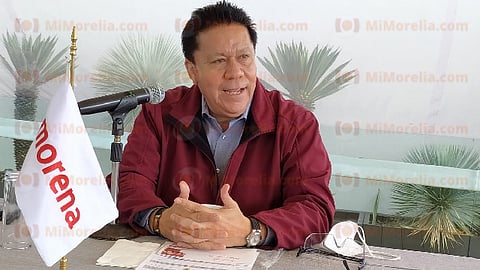 En conferencia de prensa, Ulloa Pérez destacó en distintos momentos su cercanía con Cuauhtémoc Cárdenas Solórzano (Foto: Sayra Casillas)