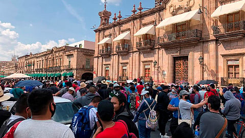 Retraso a quincenas, jubilaciones, recesión de contratos son parte de las demandas (Foto: Marco Santoyo)