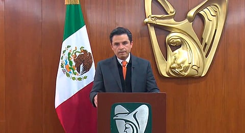 El titular del Seguro Social instó a los miembros de la Academia Nacional de Medicina de México a “vincularnos más, escucharnos, trabajar juntos” (Foto facebook Academia Nacional de Medicina de México) 
