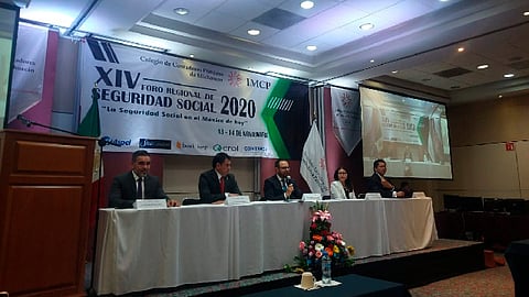 En este foro, participarán 120 personas en línea y 45 personas de manera presencial (Foto: Josimar Lara)