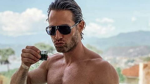 El argentino captó la atención de sus seguidores, pero esta vez con una de sus fotografías familiares (Foto Facebook: Sebastian Rulli)