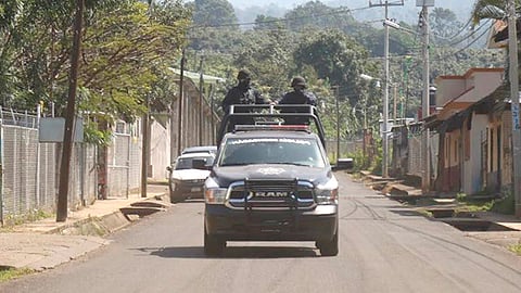 En el lugar, se mantiene un operativo para garantizar la seguridad de la población y dar con el paradero de los responsables (Foto Cortesía) 