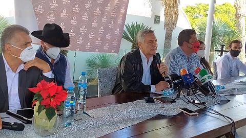 Arias Solís reconoció la aportación de los grupos de autodefensa que se formaron en el 2013 para la pacificación de Michoacán (Foto: Sayra Casillas)