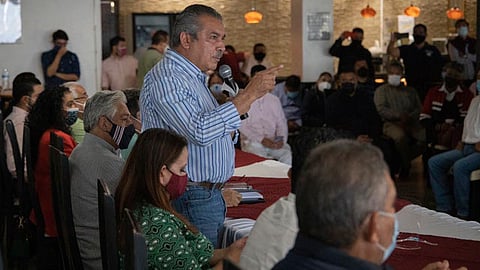 Morón Orozco se reunió en el municipio de Zamora con diputados y militantes de Morena (Foto: cortesía)