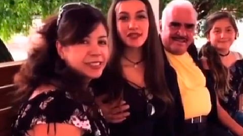 El charro de Huentitán le concedió una entrevista a su exnuera, la periodista Mara Patricia Castañeada (Foto Instagram: elisaberistain)