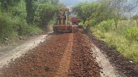 En total se rehabilitaron más de 224.7 kilómetros de caminos saca cosechas en esas demarcaciones municipales (Foto Cortesía) 