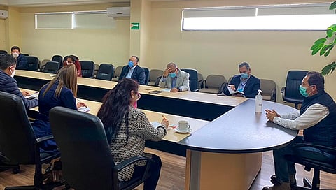 El secretario Jesús Melgoza hizo un llamado al personal a continuar laborando desde sus hogares, a fin de no detener los programas y servicios, aprovechando la tecnología (Foto Cortesía) 