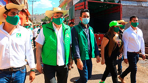 El precandidato a la gubernatura del estado por el Partido Verde, estuvo de gira de trabajo con la militancia del partido en Tiquicheo y la región Tierra Caliente (Foto Cortesía) 