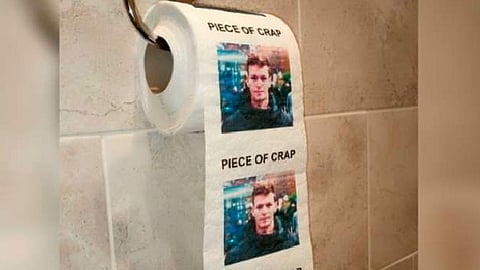 En su página de Internet anuncian el papel con un precio de 7.89 libras esterlinas (Foto: Toilet Face)