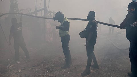 La quemazón devastó al menos cuatro hogares (Foto: SSP)