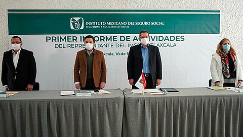 El representante del IMSS en la entidad, doctor José Luis Aranza, detalló en primera etapa destinaron 133 camas para atender a pacientes con Covid-19 (Foto Cortesía) 
