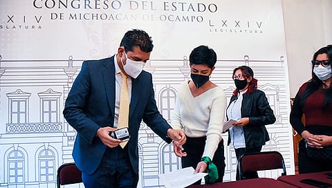 Reconoció a estas mujeres de diversos colectivos la manera en la que se han organizado para plantear esta iniciativa (Foto Cortesía) 