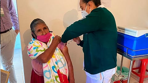 El actual criterio vacunar a la mayor población vulnerable (Foto: Cortesía)