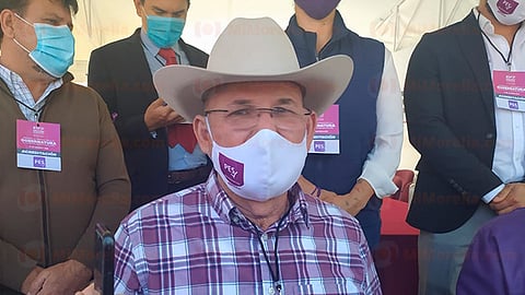 "Si me quieren dañar que hagan su luchita", dijo el aspirante a la gubernatura (Foto: Sayra Casillas)