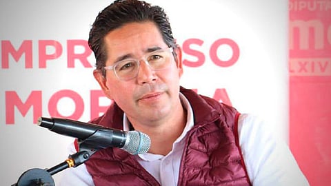 "Tiene el cinismo de volver a presentarse como candidato, cuando dijo que los partidos no tenían la confianza y la credibilidad de la gente..." dijo Pérez Negrón de Alfonso Martínez (Foto: FB/Iván Pérez Negrón Ruiz)