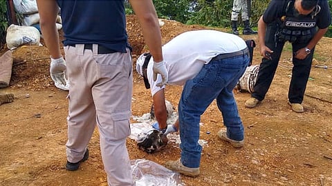 Durante las diligencias en el lugar, se ubicaron, fijaron, recolectaron y embalaron indicios balísticos y accesorios tácticos (Foto: RED-113)