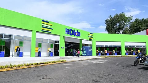 Unidades comerciales que ofrecen un nuevo concepto de ropa sustentable y ecológica (Foto Cortesía)