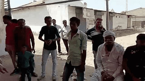 गुजरात: दलित की बारात पर ठाकुरों ने बरसाए पत्थर, मामला दर्ज़