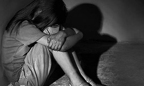 उत्तर प्रदेशः दलित नाबालिग को चोर बताकर पीटा, सिर मुंडवाकर बीड़ी से दागा